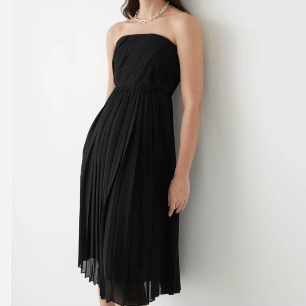 & other stories Black Strapless Tulle Midi Dress Size 6
